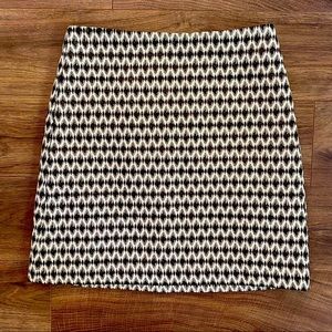 NWT Anne Taylor LOFT Skirt  - US 4